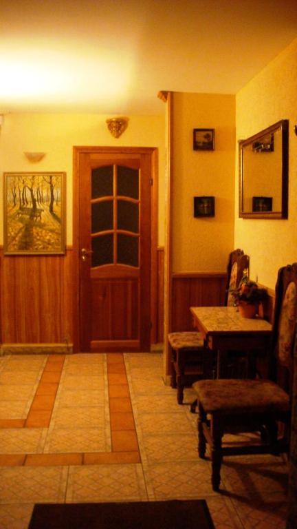 Urusel Guesthouse ทาลลินน์ ภายนอก รูปภาพ