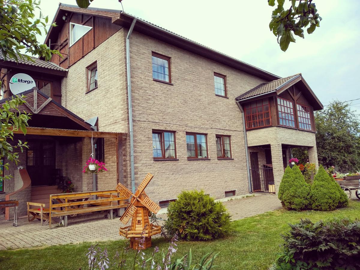 Urusel Guesthouse ทาลลินน์ ภายนอก รูปภาพ